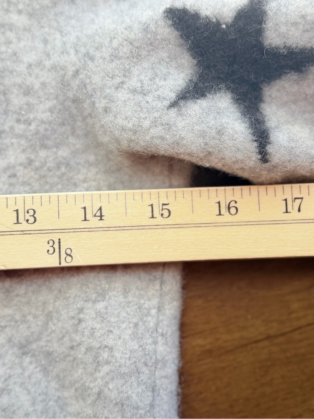 Philosophy 100% Cashmere Star Cardigan Kids Size M Gray - Picture 7 of 8